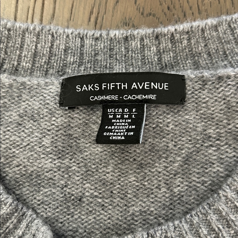 Saks Fifth Avenue Cashmere Sweater in Gray - Picture 2 of 2